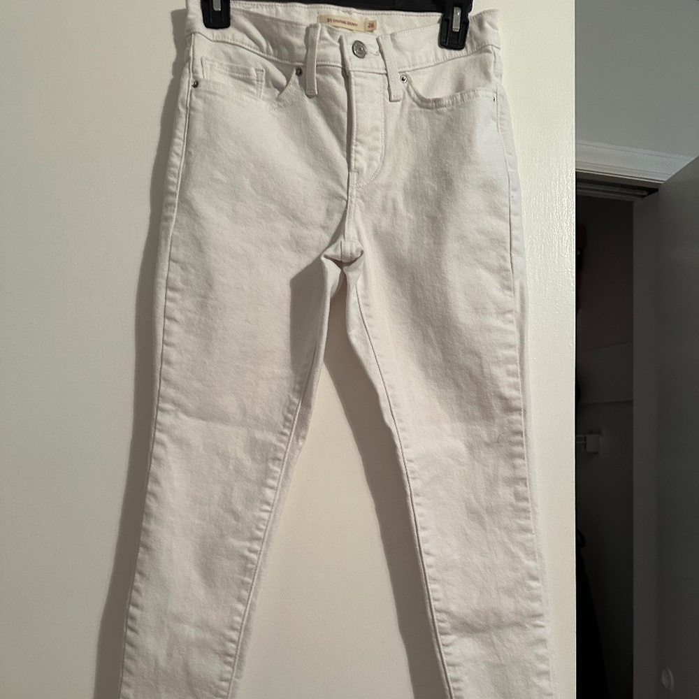 Levi 311 Jeans